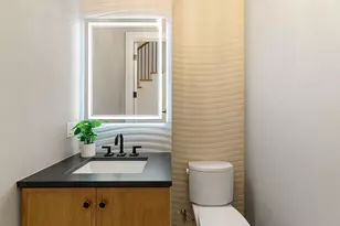 470 Quinobequin, Newton, MA 02468 - Photo 23