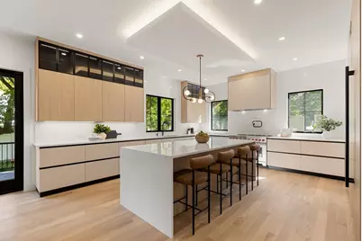 470 Quinobequin, Newton, MA 02468 - Photo 11