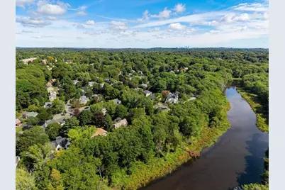 470 Quinobequin, Newton, MA 02468 - Photo 41