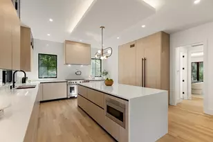 470 Quinobequin, Newton, MA 02468 - Photo 15