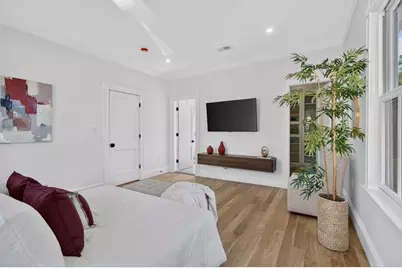 114 Malvern St, Melrose, MA 02176 - Photo 27