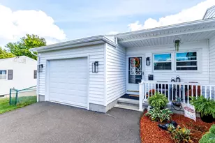 132 Prokop Ave, Ludlow, MA 01056 - Photo 3