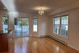 9 Grove St, Woburn, MA 01801 - Photo 5