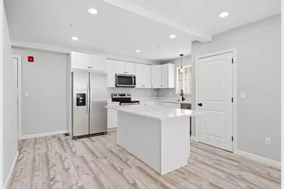 61 Parker St #2, Springfield, MA 01151 - Photo 3