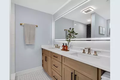 557 Somerville Ave #2, Somerville, MA 01243 - Photo 23