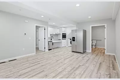 61 Parker St #10, Springfield, MA 01151 - Photo 3