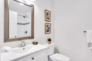 177 Winthrop Rd, Brookline, MA 02445 - Photo 11