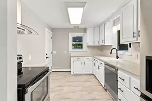 18 Murphy Rd, Barnstable, MA 02601 - Photo 11