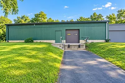 21 Mainline Dr, Westfield, MA 01085 - Photo 3