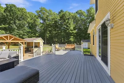 22 Division St, Seekonk, MA 02771 - Photo 29