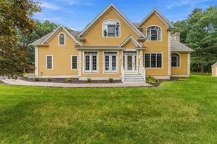 22 Division St, Seekonk, MA 02771 - Photo 1