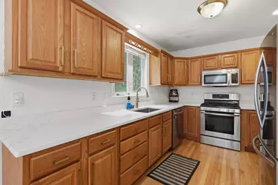 90 Carrington Ln #90, Uxbridge, MA 01569 - Photo 9