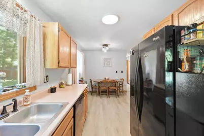 24 Old Thompson Street, Palmer, MA 01069 - Photo 9