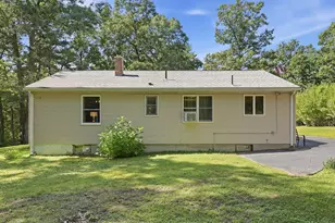 24 Old Thompson St, Palmer, MA 01069 - Photo 35