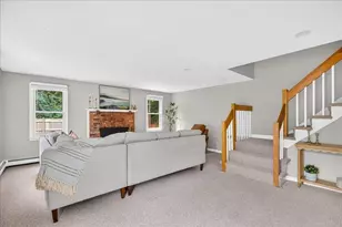 8 Craig St, Plymouth, MA 02360 - Photo 9