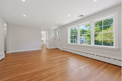 7 Dana Park, Hopedale, MA 01747 - Photo 5