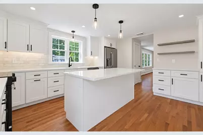 7 Dana Park, Hopedale, MA 01747 - Photo 1
