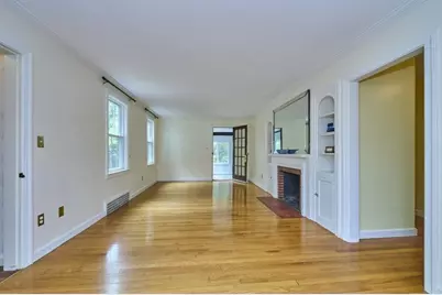 45 Bonair Street, Boston, MA 02132 - Photo 11