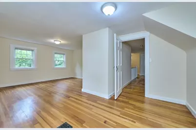 45 Bonair Street, Boston, MA 02132 - Photo 15