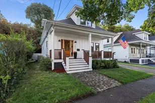 197 Brookside Pkwy, Medford, MA 02155 - Photo 37