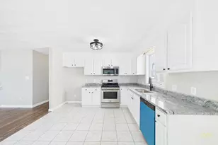 102 Vestal St, Fall River, MA 02720 - Photo 9