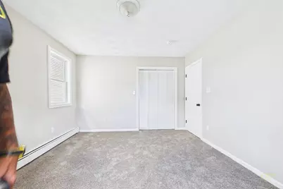 102 Vestal St, Fall River, MA 02720 - Photo 17