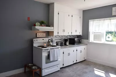 26 Cross St, West Bridgewater, MA 02379 - Photo 5