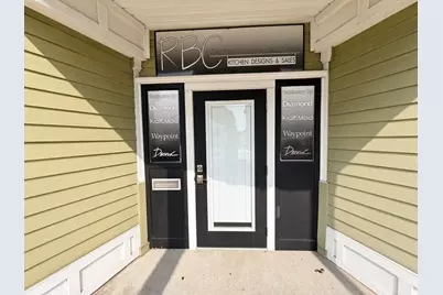 2307 Acushnet Avenue, New Bedford, MA 02745 - Photo 3