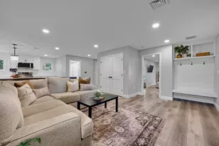 312 Pleasant St, Leicester, MA 01524 - Photo 11