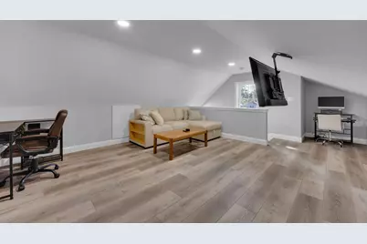 312 Pleasant St, Leicester, MA 01524 - Photo 19