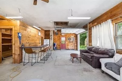 312 Pleasant St, Leicester, MA 01524 - Photo 37
