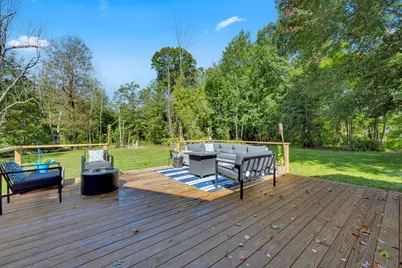 312 Pleasant St, Leicester, MA 01524 - Photo 23