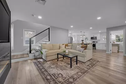 312 Pleasant St, Leicester, MA 01524 - Photo 3
