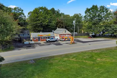 312 Pleasant St, Leicester, MA 01524 - Photo 27