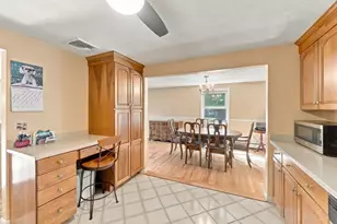 1 Lisa Dr, Woburn, MA 01801 - Photo 9