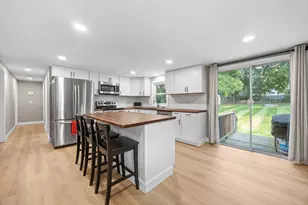 40 Lane St, Middleborough, MA 02346 - Photo 9