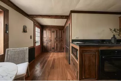 25 Ship St, Hingham, MA 02043 - Photo 13