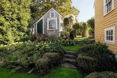 25 Ship St, Hingham, MA 02043 - Photo 35