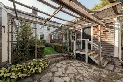 25 Ship St, Hingham, MA 02043 - Photo 5