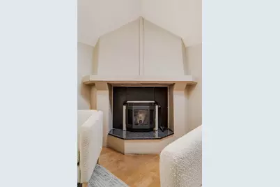 408 Lebanon St #18, Melrose, MA 02176 - Photo 7