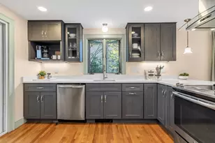 74 Fletcher Rd, Woburn, MA 01801 - Photo 9