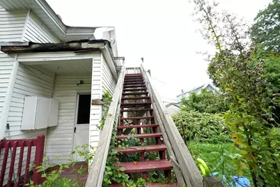 3 Clifton Ter, Worcester, MA 01610 - Photo 3