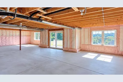 717 Northampton St #63, Holyoke, MA 01040 - Photo 23