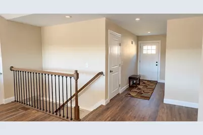 717 Northampton St #63, Holyoke, MA 01040 - Photo 13