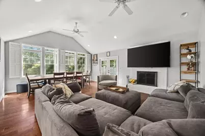 38 Fruit St, Mansfield, MA 02048 - Photo 11