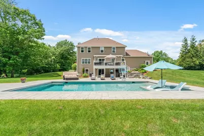 5 Clinton Dr, Rehoboth, MA 02769 - Photo 1