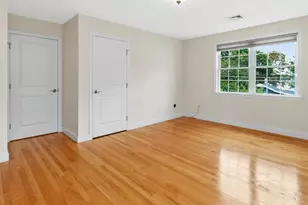 35 Hiawatha Ave, Waltham, MA 02451 - Photo 17