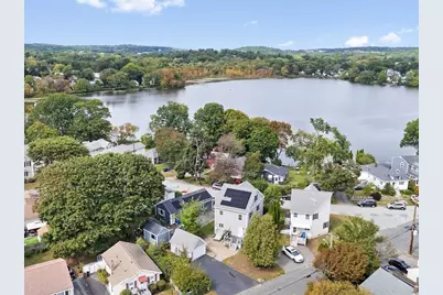 35 Hiawatha Avenue, Waltham, MA 02451 - Photo 3