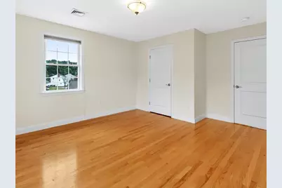 35 Hiawatha Avenue, Waltham, MA 02451 - Photo 19