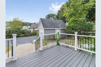 35 Hiawatha Avenue, Waltham, MA 02451 - Photo 29